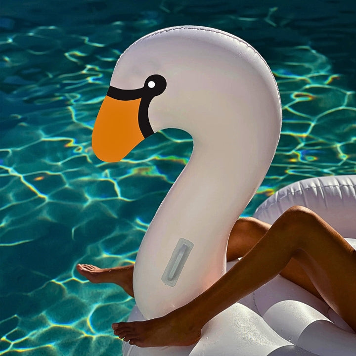 White Swans Inflatables SUNNYLiFE white color inflatable Luxe Ride-On Float Swan – Juplay World